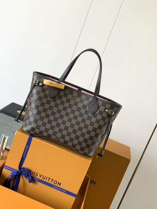 Picture of Louis Vuitton Handbags _SKUfw232395130fw